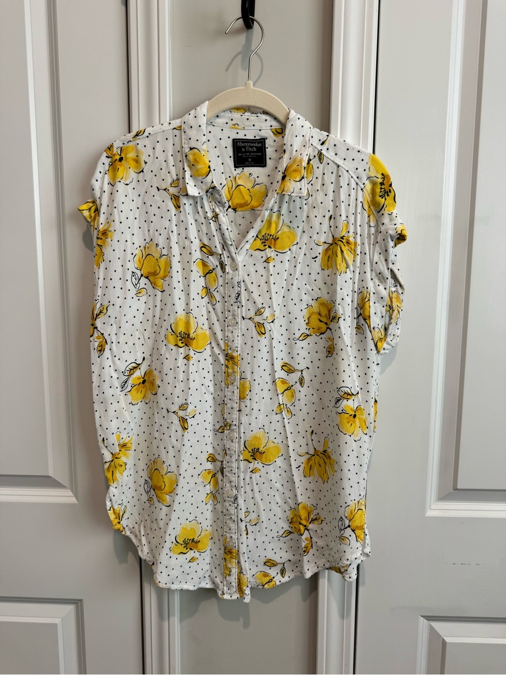 Abercrombie Yellow Floral Polka Dot Button-Front Blouse